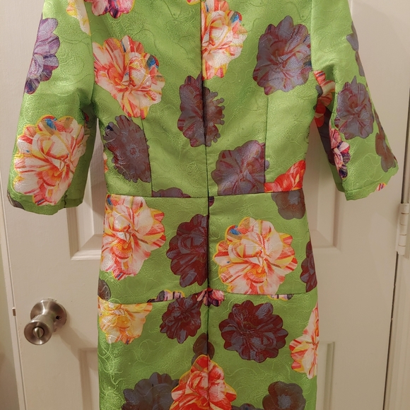 Queen Mulock Spring Green Floral Dress - Picture 3 of 3